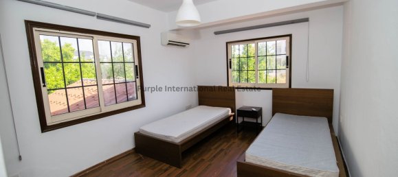 Villa de 7 dormitorios en Aradippou, Cyprus No. 4040 10