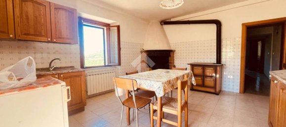 3 bedrooms House in Assisi, Italy No. 304196 5