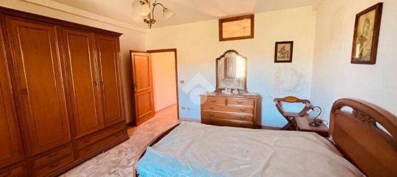 3 bedrooms House in Assisi, Italy No. 304196 7