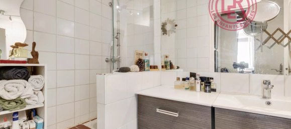 1 bedroom Apartment in Paris, France No. 294172 4