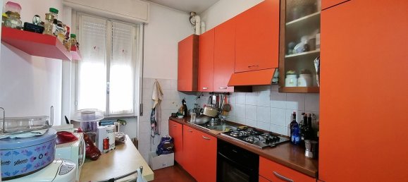 Apartamento de 2 habitaciónes en Brugherio, Italy No. 9647 56