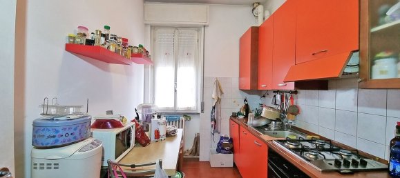 Apartamento de 2 habitaciónes en Brugherio, Italy No. 9647 58