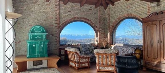 4 bedrooms House in Roddino, Italy No. 118061 9