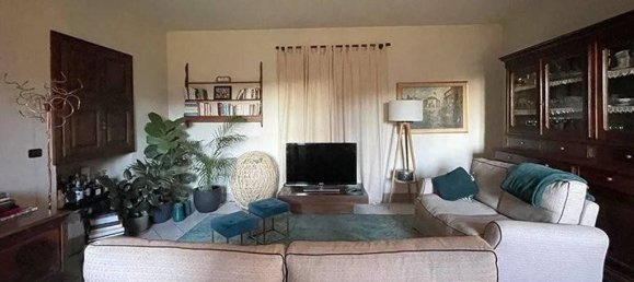 4 bedrooms House in Roddino, Italy No. 118061 21