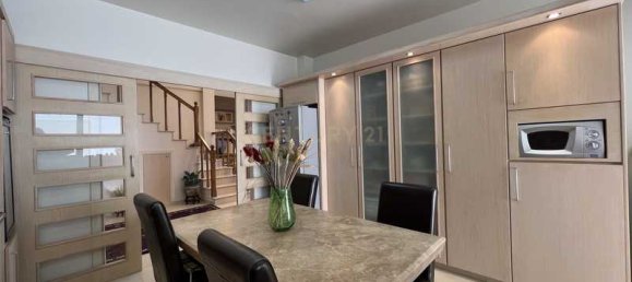 4 bedrooms House in Pano Platres, Cyprus No. 7670 7