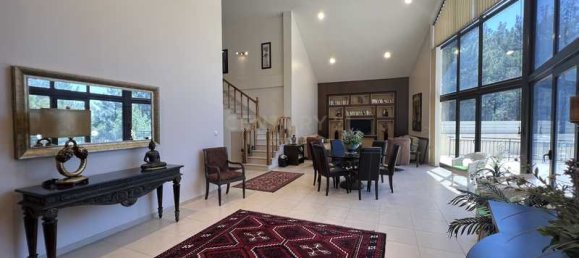 4 bedrooms House in Pano Platres, Cyprus No. 7670 12