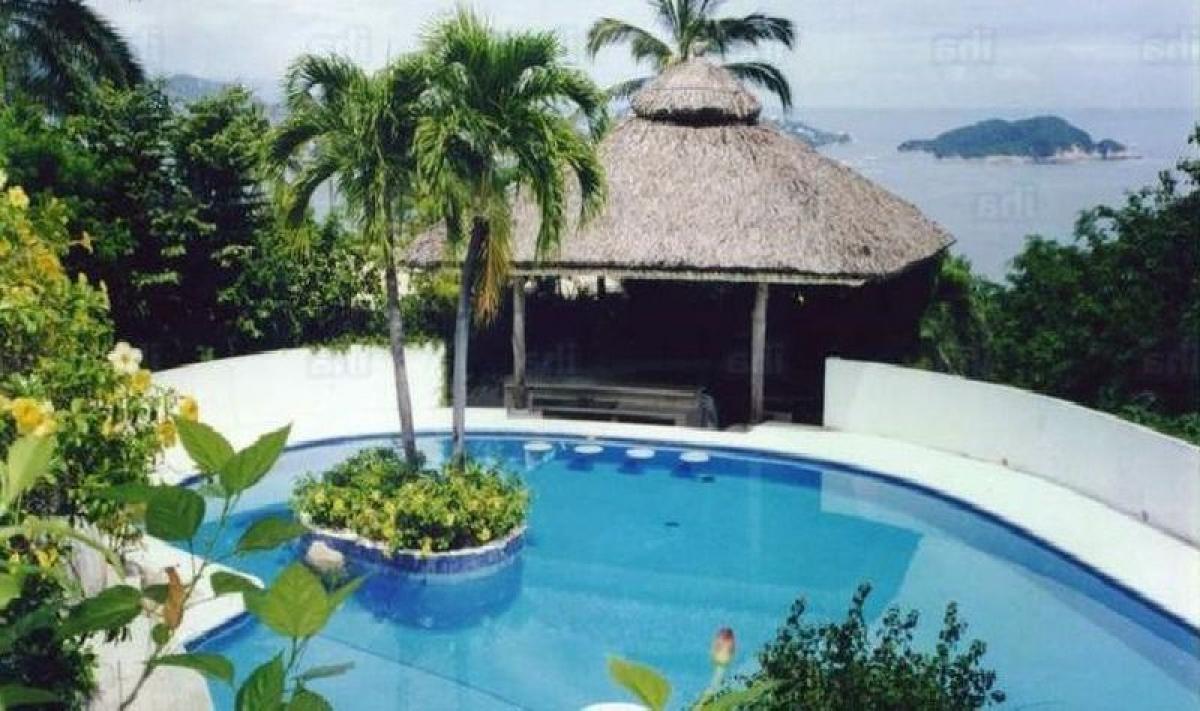 6 bedrooms House in Guerrero, Mexico No. 167165