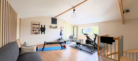 5 bedrooms House in Chennevieres-sur-Marne, France No. 325738 14