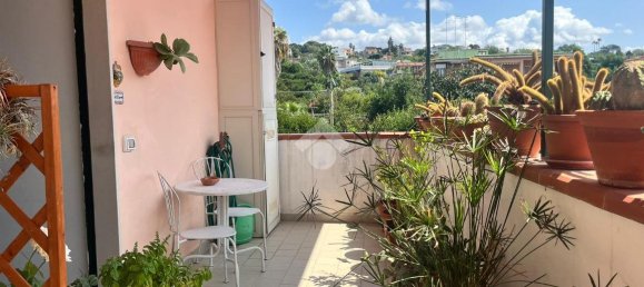 3 rooms Apartment in Pozzuoli, Italy No. 37335 4