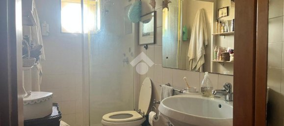 3 rooms Apartment in Pozzuoli, Italy No. 37335 22