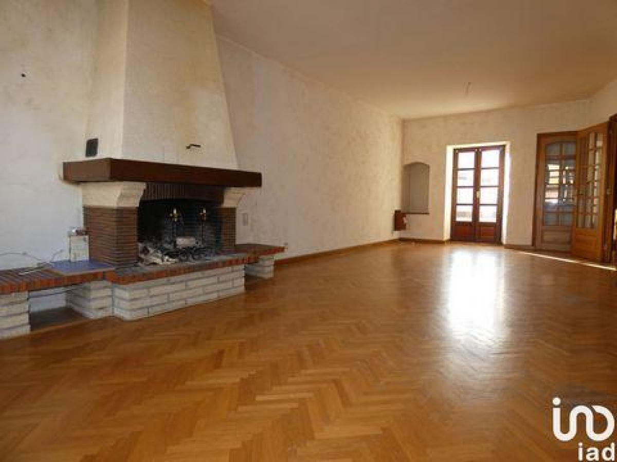 3 Schlafzimmer Haus in Langeac, France, Nr. 6711