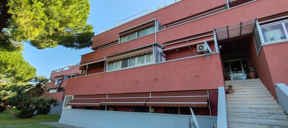 4 chambres Appartement à Livorno, Italy No. 370754 2