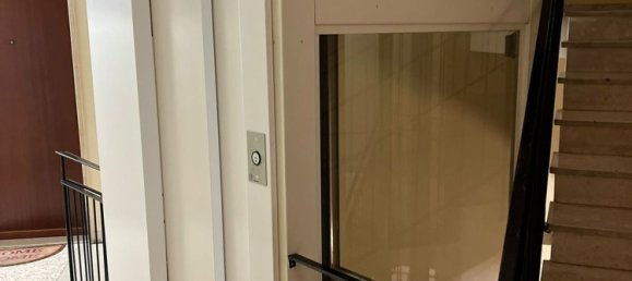 4 bedrooms Apartment in Bari, Italy No. 315328 11