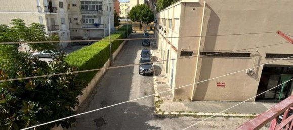 4 bedrooms Apartment in Bari, Italy No. 315328 6