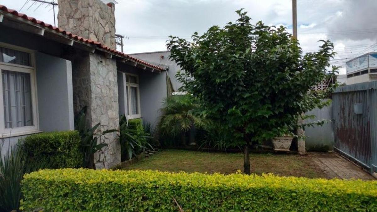 Casa de 5 dormitorios en Curitiba, Brazil No. 504680