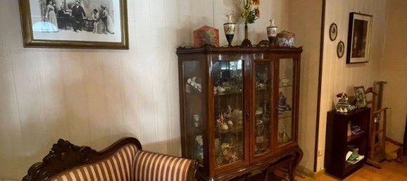 5 rooms Apartment in La Spezia, Italy No. 101339 2