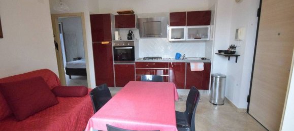 2 Schlafzimmer Penthouse in Loano, Italy, Nr. 66832 8