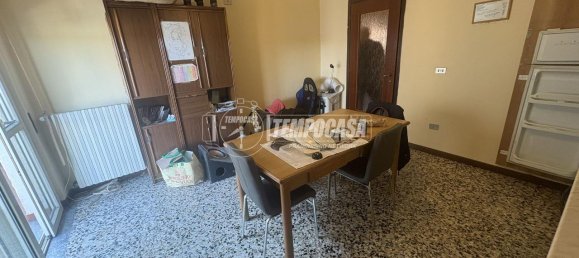 3 rooms Apartment in Fino Mornasco, Italy No. 35111 34