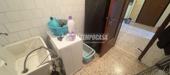 3 rooms Apartment in Fino Mornasco, Italy No. 35111 37