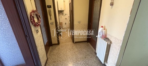 3 rooms Apartment in Fino Mornasco, Italy No. 35111 30