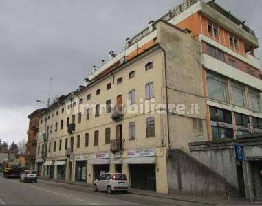 5 rooms Commercial property in Valdagno, Italy No. 106152