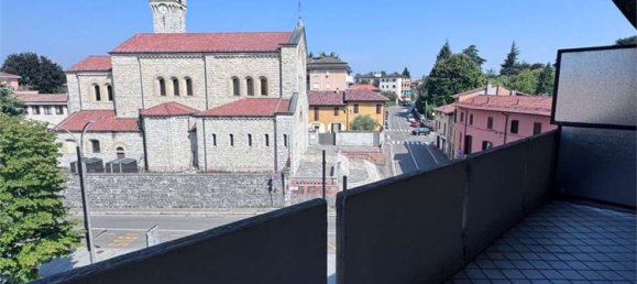 Apartamento T5 em Varese, Italy N.º 361300 13