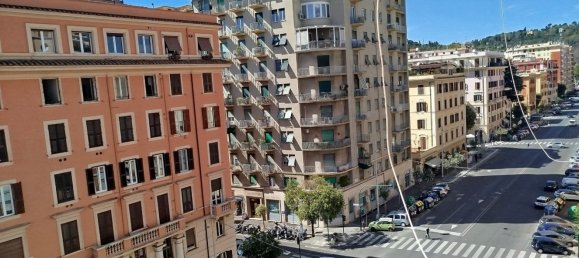 3 bedrooms Apartment in Rome, Italy No. 372281 12