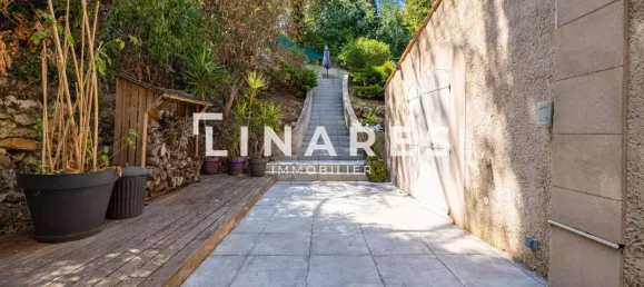 4 bedrooms Castles in Marseille, France No. 280042 16