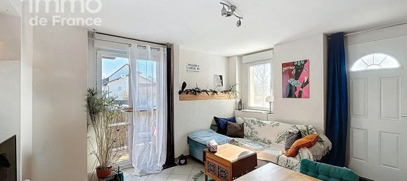 Квартира с 2 спальнями в Вири, Франция № 193076 3