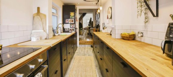 2 Schlafzimmer Haus in Thornton Heath, United Kingdom, Nr. 11596 8