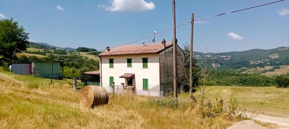 Casa de 11 divisões em Lugagnano Val d'Arda, Italy N.º 284374 4