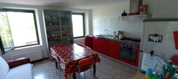 Casa de 11 divisões em Lugagnano Val d'Arda, Italy N.º 284374 28