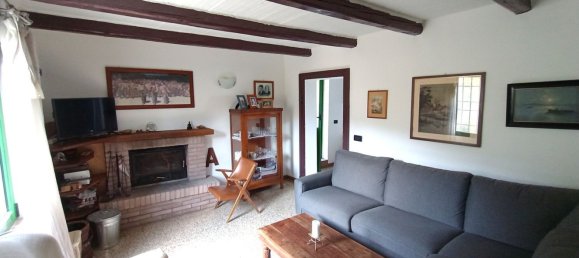 Casa de 11 divisões em Lugagnano Val d'Arda, Italy N.º 284374 24