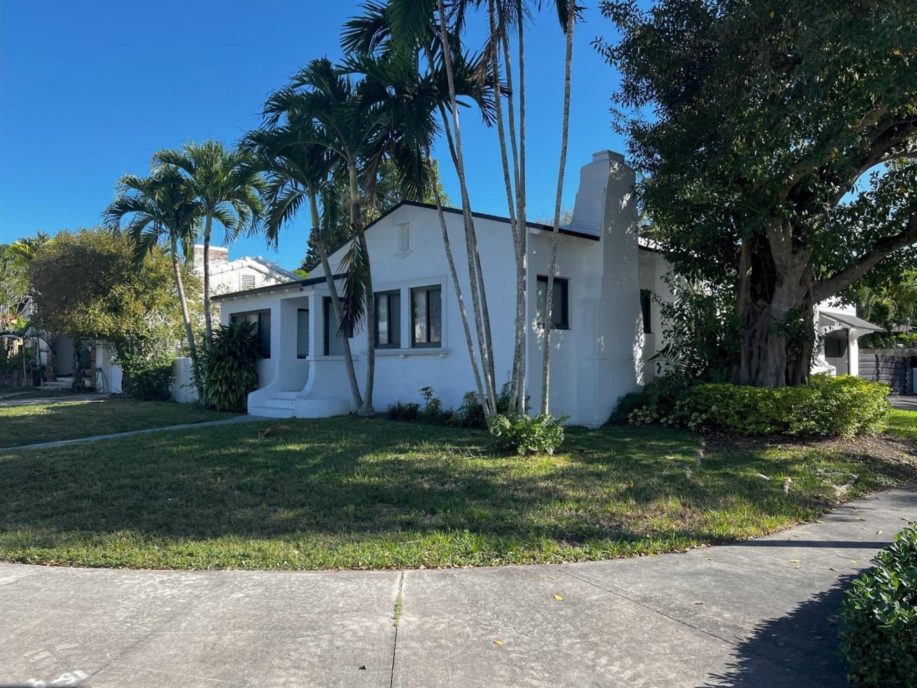 5 dormitorios villa en venta en Miami, Miami-Dade, Florida, USA № 613295