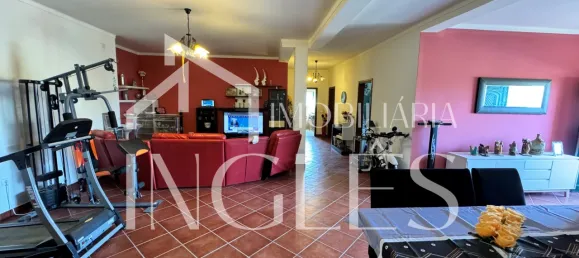 Дом с 6 спальнями в Сантарен, Португалия № 154559 2