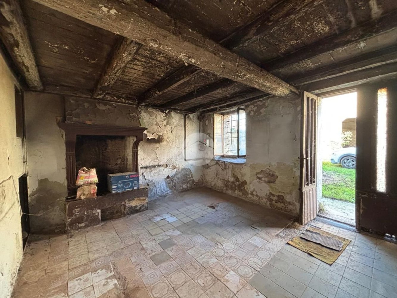 10-salle Maison à Valeggio sul Mincio, Italy No. 110259