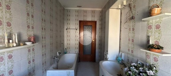 10-salle Maison à Valeggio sul Mincio, Italy No. 110259 18