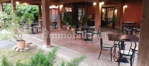 Gewerbliche Immobilie in Pianoro, Italy 300m², Nr. 296424 10