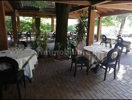 Gewerbliche Immobilie in Pianoro, Italy 300m², Nr. 296424