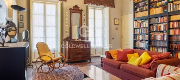 Villa de 10 divisões em Castello Cabiaglio, Italy N.º 38045 36