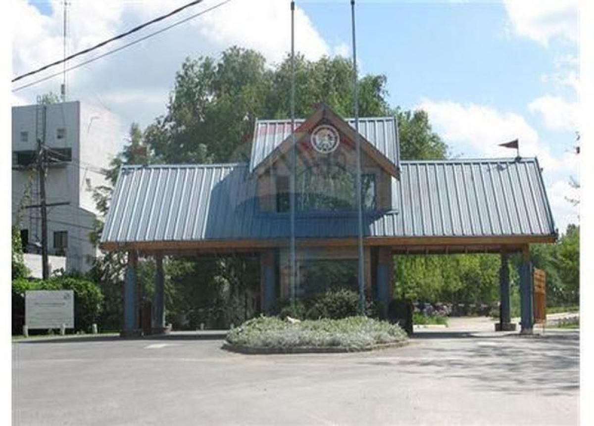  Land in Escobar, Argentina No. 119619