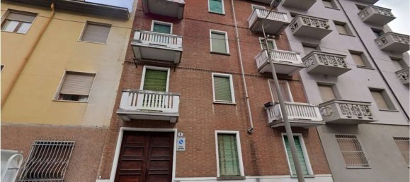 3 bedrooms Apartment in Turin, Italy No. 313292 2