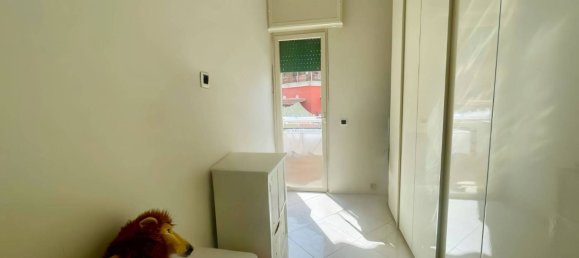 2 bedrooms Apartment in Naples, Italy No. 33991 14