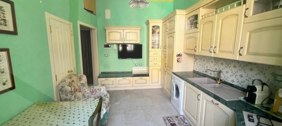 Apartamento de 2 divisões em Bari, Italy N.º 29128 7