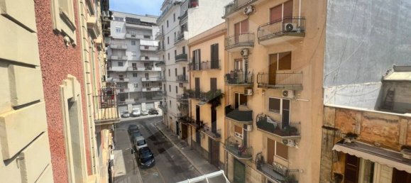Apartamento de 2 divisões em Bari, Italy N.º 29128 18