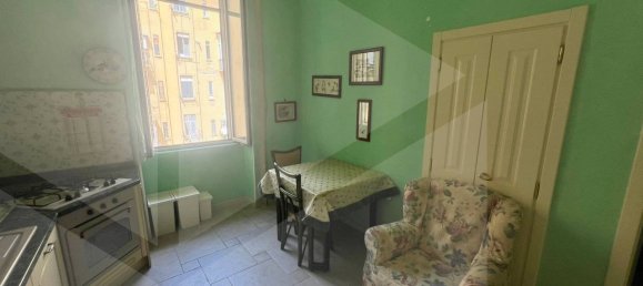 Apartamento de 2 divisões em Bari, Italy N.º 29128 9