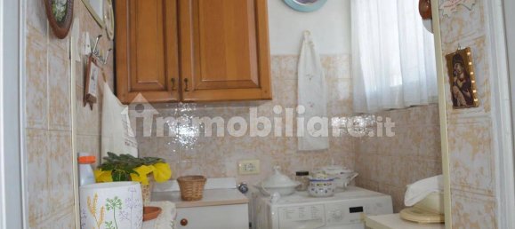 Квартира с 3 спальнями в Турин, Италия № 324695 36