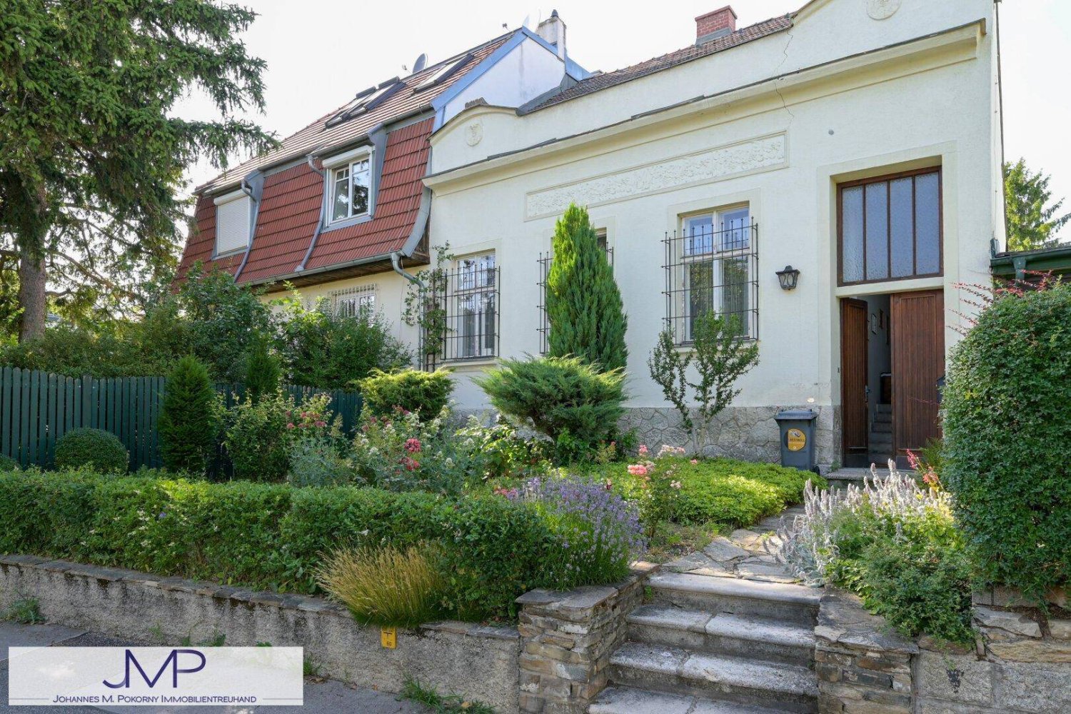 8 rooms House in Dobling, Austria No. 144070