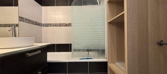 Studio in Corbeil-Essonnes, France No. 282998 7