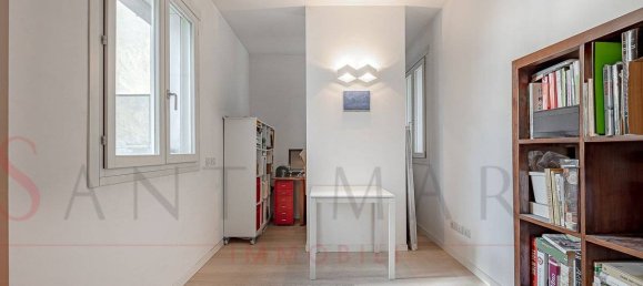 3 bedrooms Apartment in Milan, Italy No. 323497 11